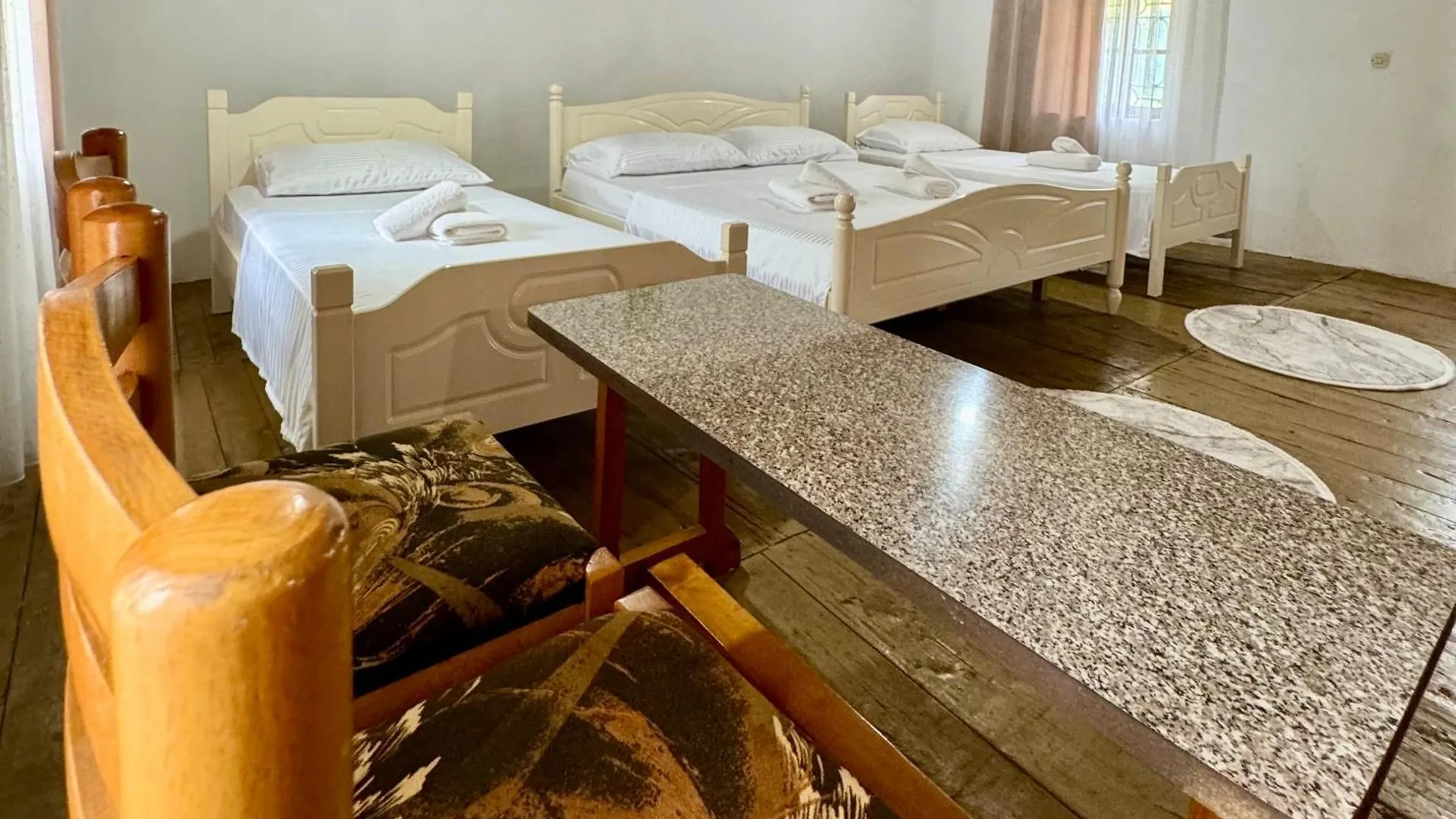 Guest House Noku Koman